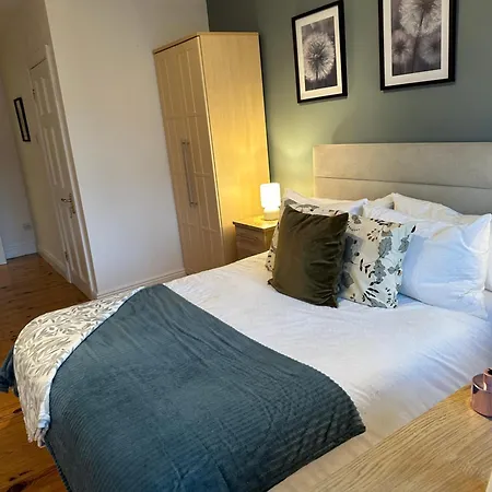 Out In B N B Bed and breakfast *