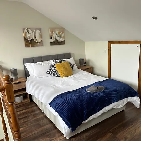 Out In B N B * 더블린